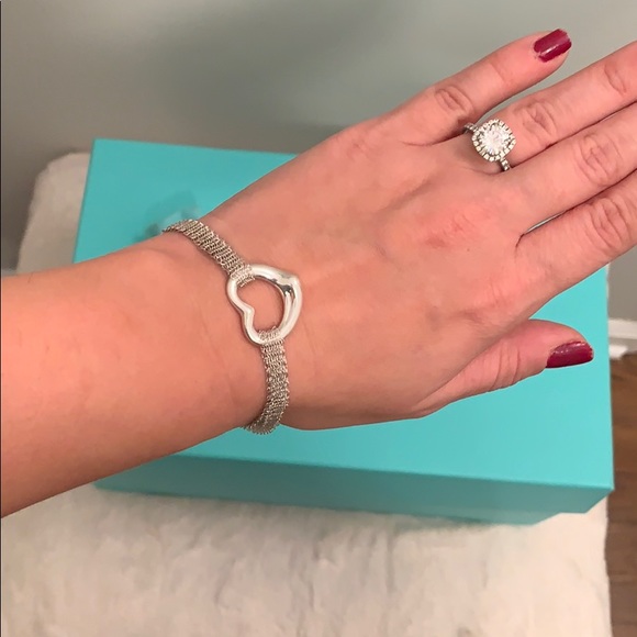 ✨SOLD✨ TCO Elsa Peretti Mesh Open Heart Bracelet - Picture 4 of 4